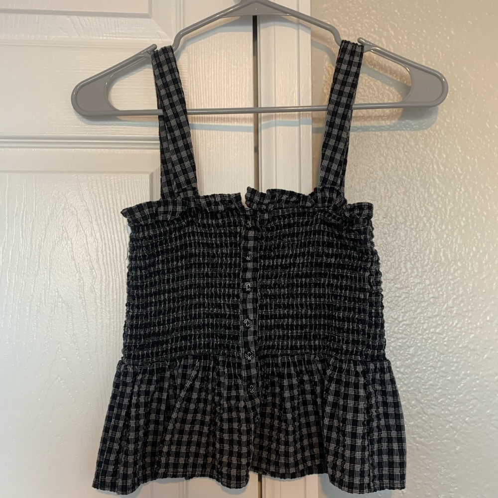 Black and white cropped tank
